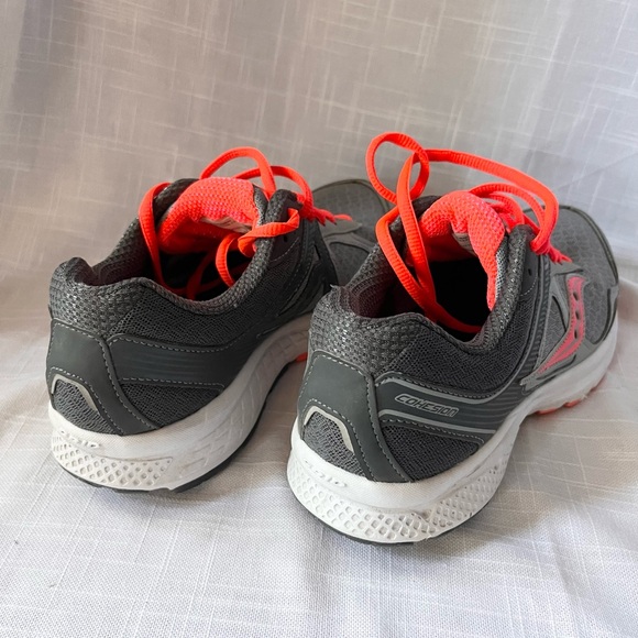 Saucony Cohesion 10 Women's Size 8 Gray Orange Athletic  Running S15333-17 - Picture 4 of 5